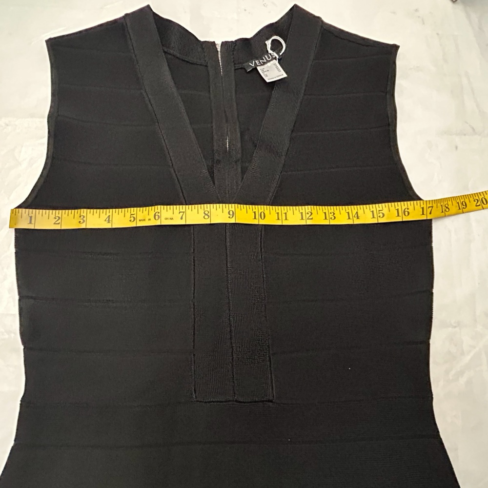 VENUS DRESS - Picture 2 of 14